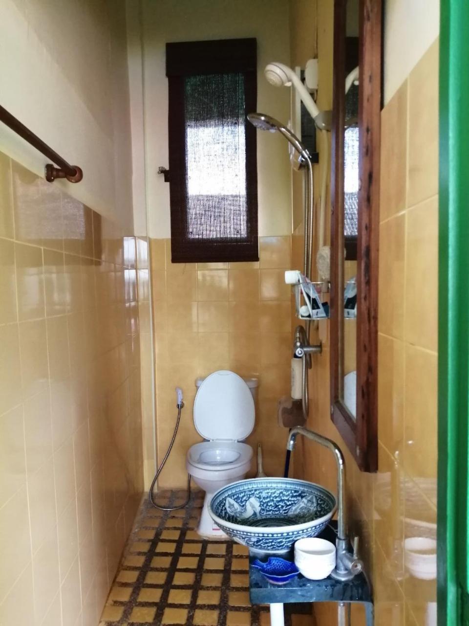 Bed and Breakfast Baan Tepa Boutique House Bangkok Exterior foto